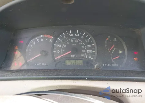 2005 Toyota Corolla Ce z USA, uszkodzony, nr VIN 1NXBR32EX5Z346917